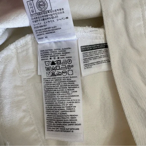 Levi’s Original Trucker Jacket White Denim Pockets Button Front Women’s Size XL - Picture 13 of 15